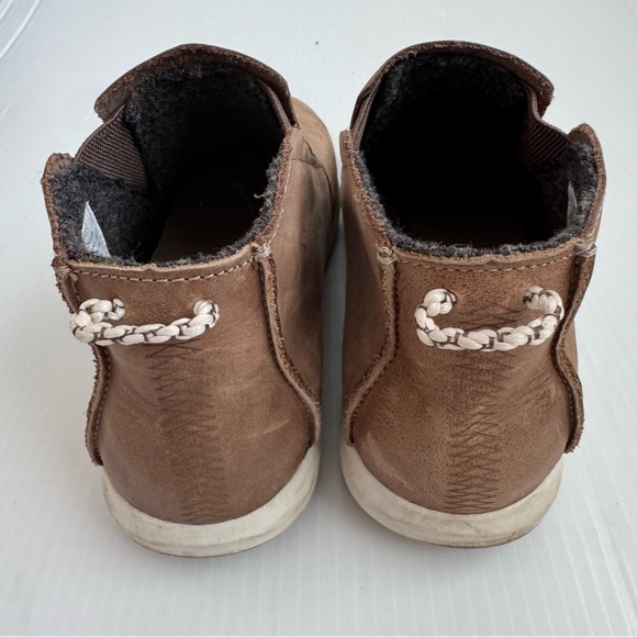 OluKai Women's Tan Hawai'iloa Manu Hope Waterproof Sneaker Boot (Women) - Picture 6 of 10